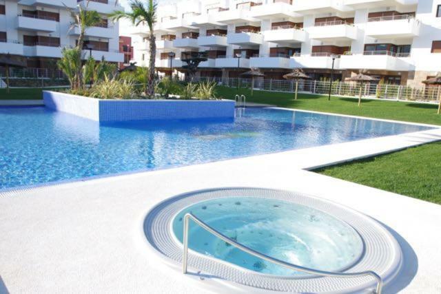 Oriuelha Costa Terrazas De Campoamor Dehesa de Campoamor  Ngoại thất bức ảnh